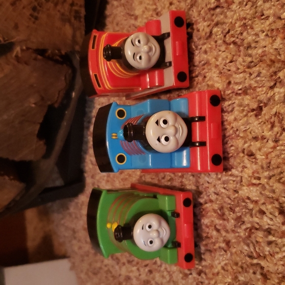 Lot of 3 Thomas The Train Pull Back & Go Engine Racers, Thomas, Percy, James. - Picture 1 of 3